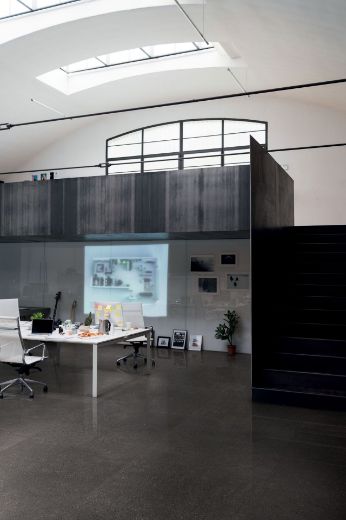 Billede af Overcome Dark Grey Mosaik 5x5 cm (RM - Mat)