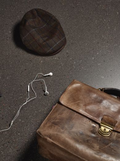 Billede af Overcome Dark Grey 30x60 cm (RM - Mat)